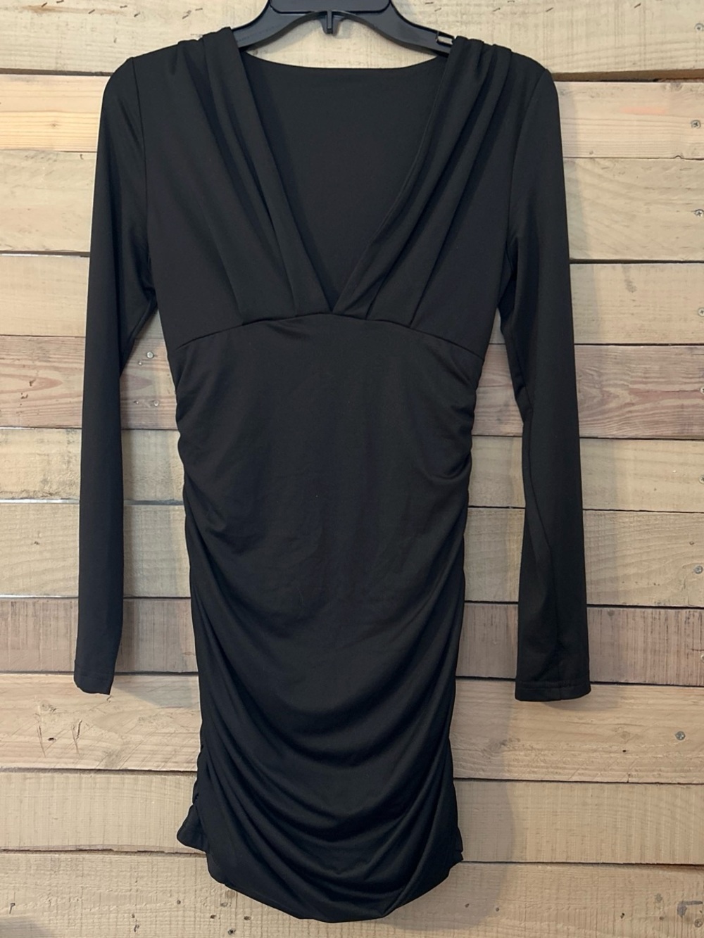 Classic Black Long-Sleeve V-Neck Ruched Dress